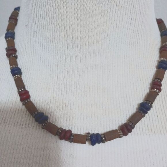 Unisex beaded Necklace - Picture 1 of 1